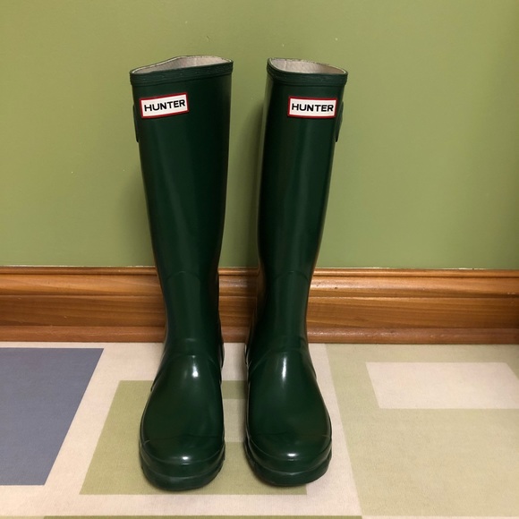 Hunter Tall Green Rain Boots - Picture 2 of 8